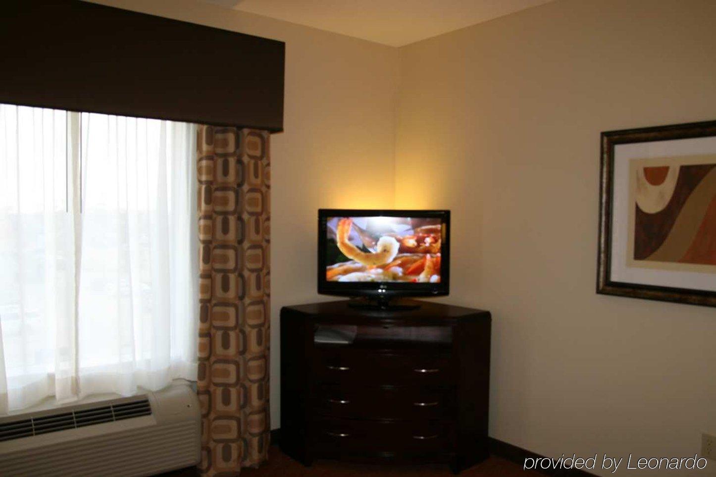 Hampton Inn & Suites Conroe I 45 North Room photo